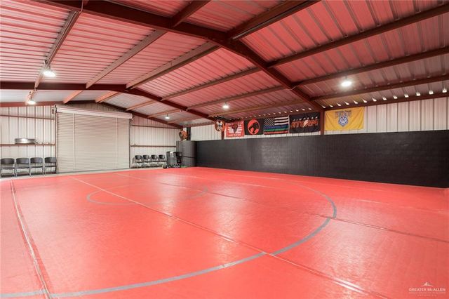 1611 E Mile 3 Road, Palmhurst, TX 78573