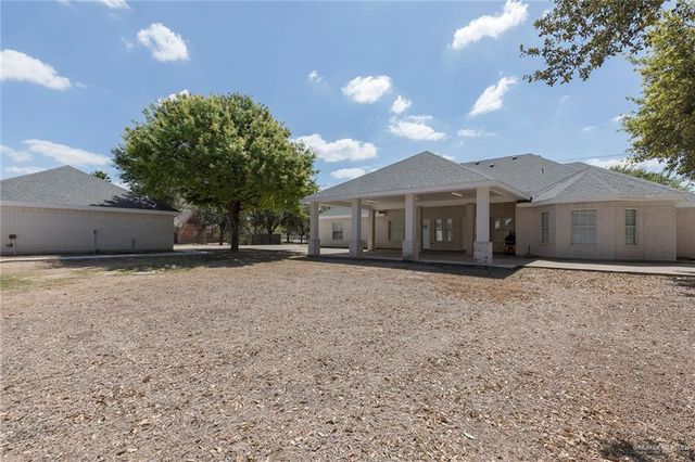 1611 E Mile 3 Road, Palmhurst, TX 78573