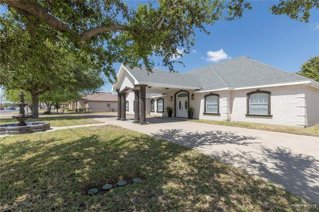 1611 E Mile 3 Road, Palmhurst, TX 78573