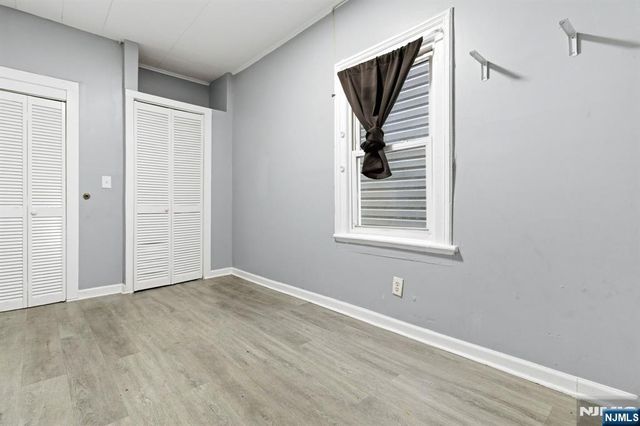 31 Hillman Street, Paterson, NJ 07522