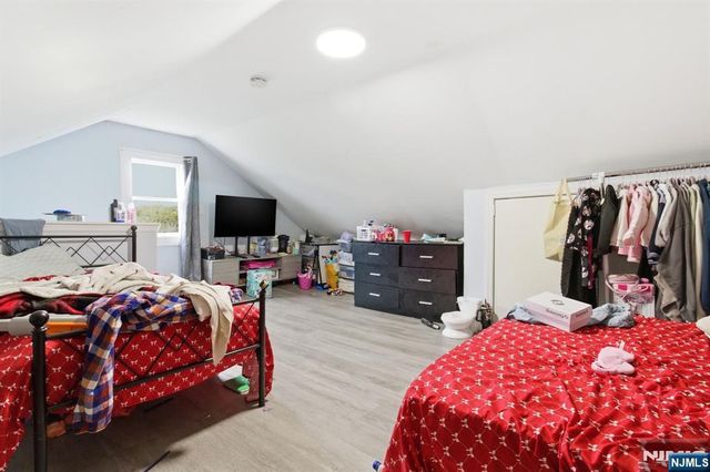 31 Hillman Street, Paterson, NJ 07522