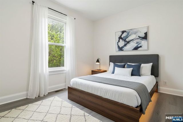 31 Hillman Street, Paterson, NJ 07522