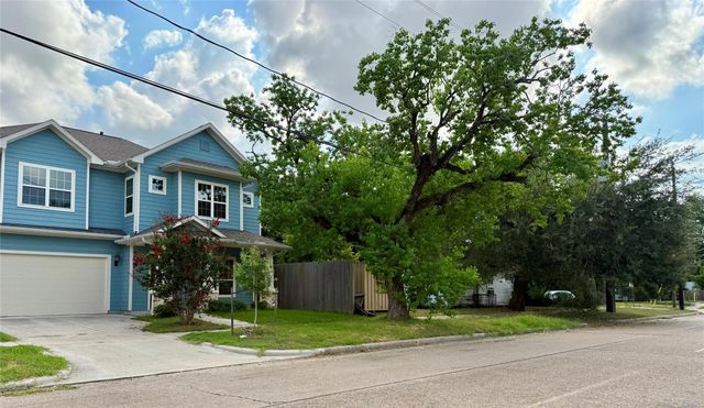 3420 Delano Street, Houston, TX 77004
