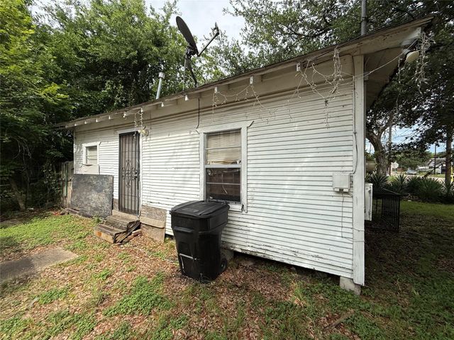 3420 Delano Street, Houston, TX 77004