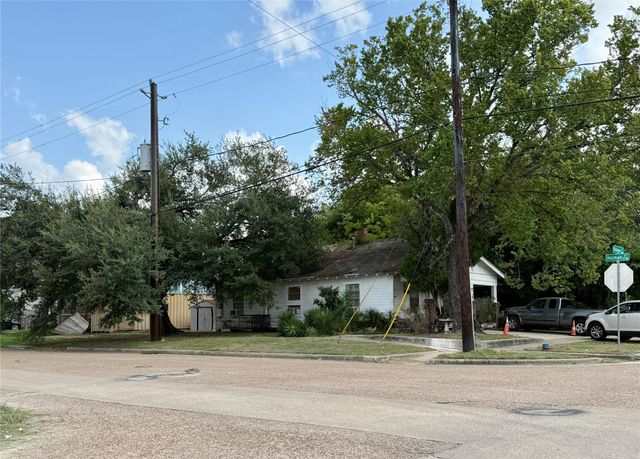 3420 Delano Street, Houston, TX 77004