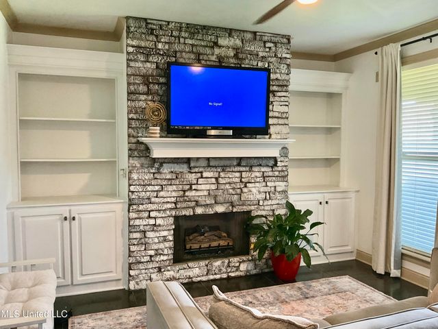 834 Creston Drive, Byram, MS 39272
