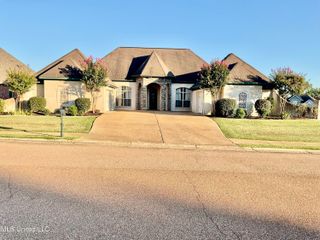 834 Creston Drive, Byram, MS 39272