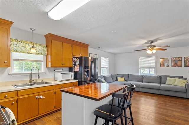 4238 Piney Swamp RD, Hayes, VA 23072