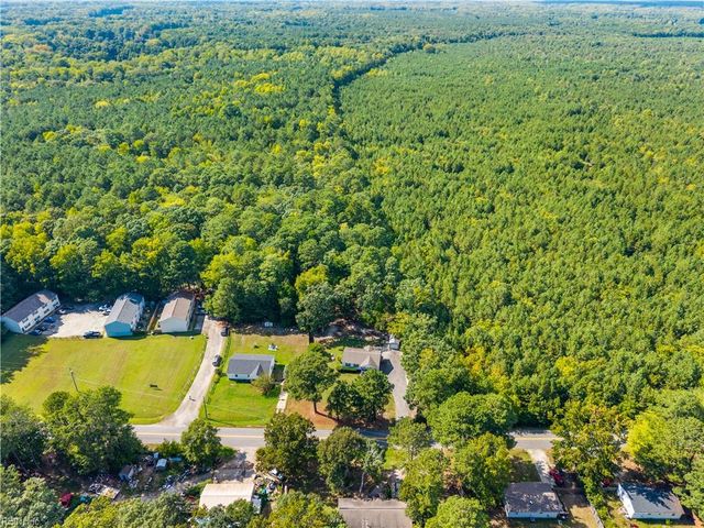 4238 Piney Swamp RD, Hayes, VA 23072