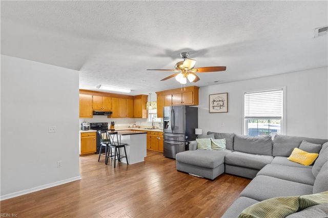 4238 Piney Swamp RD, Hayes, VA 23072