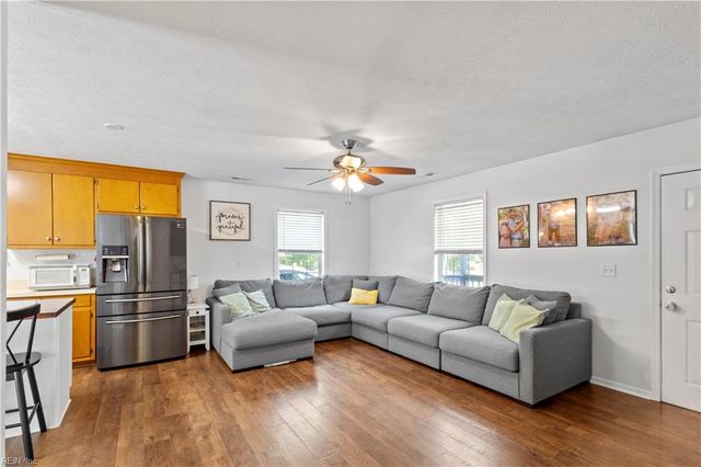 4238 Piney Swamp RD, Hayes, VA 23072