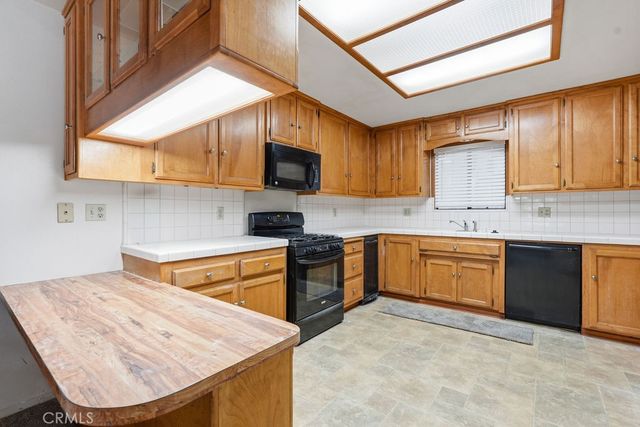 24776 Basel, Crestline, CA 92325