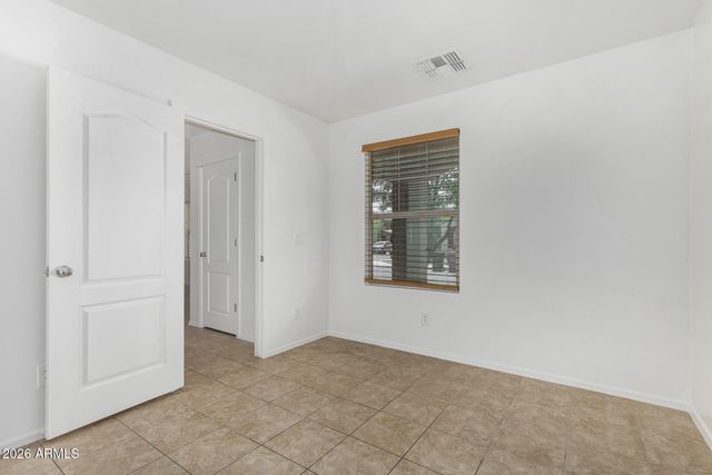 2261 S PONDEROSA Drive, Gilbert, AZ 85295