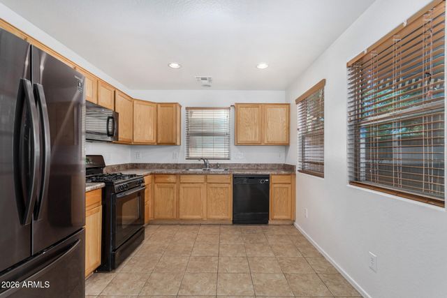 2261 S PONDEROSA Drive, Gilbert, AZ 85295
