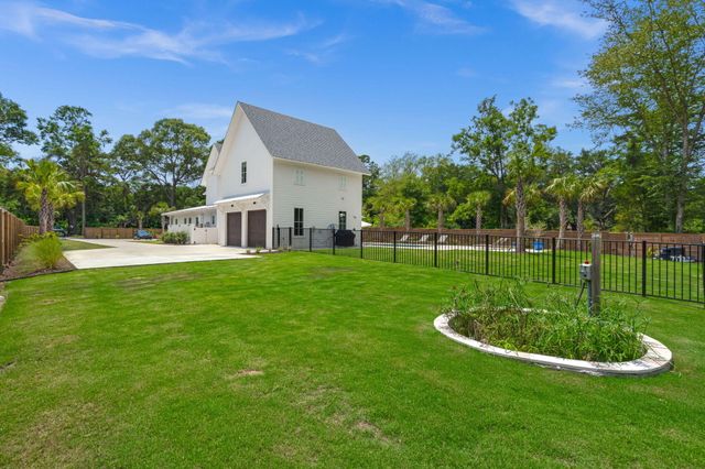 2147 River Road, Johns Island, SC 29455