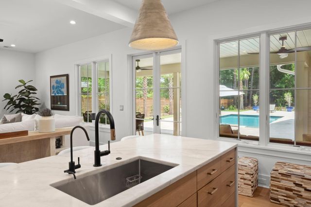 2147 River Road, Johns Island, SC 29455
