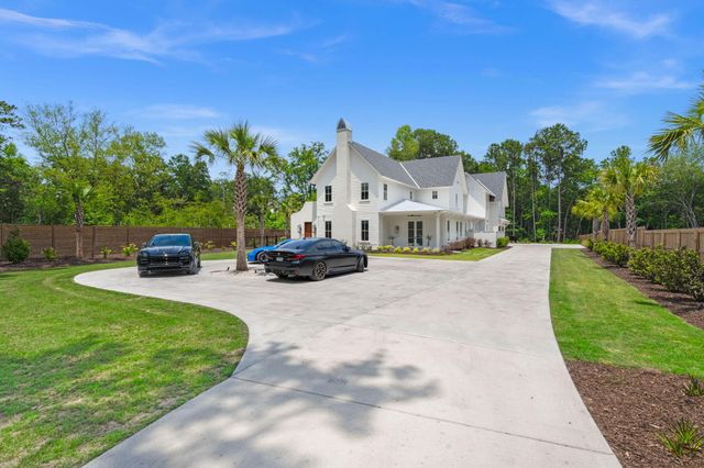 2147 River Road, Johns Island, SC 29455