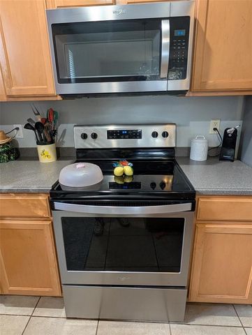 725 AUBURN PRESERVE BOULEVARD, Auburndale, FL 33823