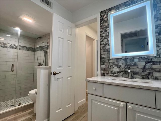 1188 MISSION CIRCLE 46A, Clearwater, FL 33759