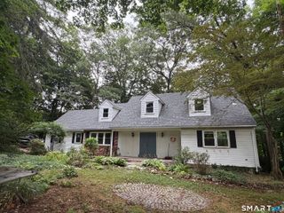 13 Suzio Drive, Meriden, CT 06451