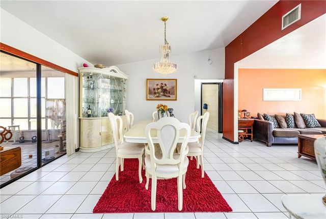 1219 SE 19th TER, Cape Coral, FL 33990