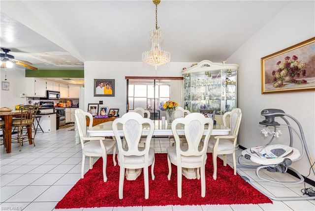 1219 SE 19th TER, Cape Coral, FL 33990