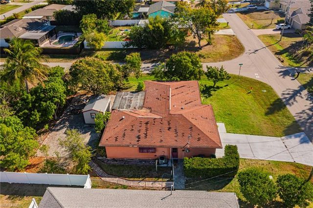 1219 SE 19th TER, Cape Coral, FL 33990