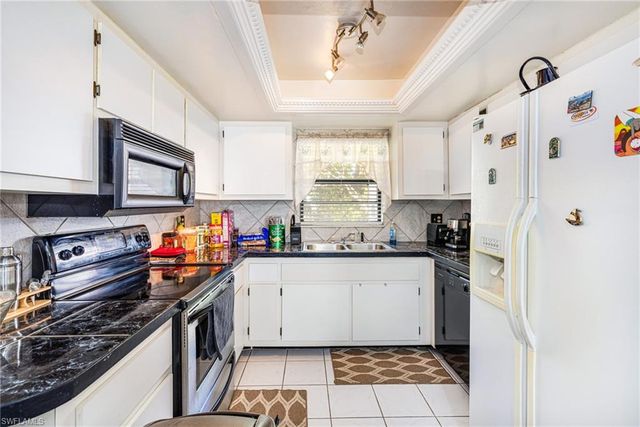 1219 SE 19th TER, Cape Coral, FL 33990