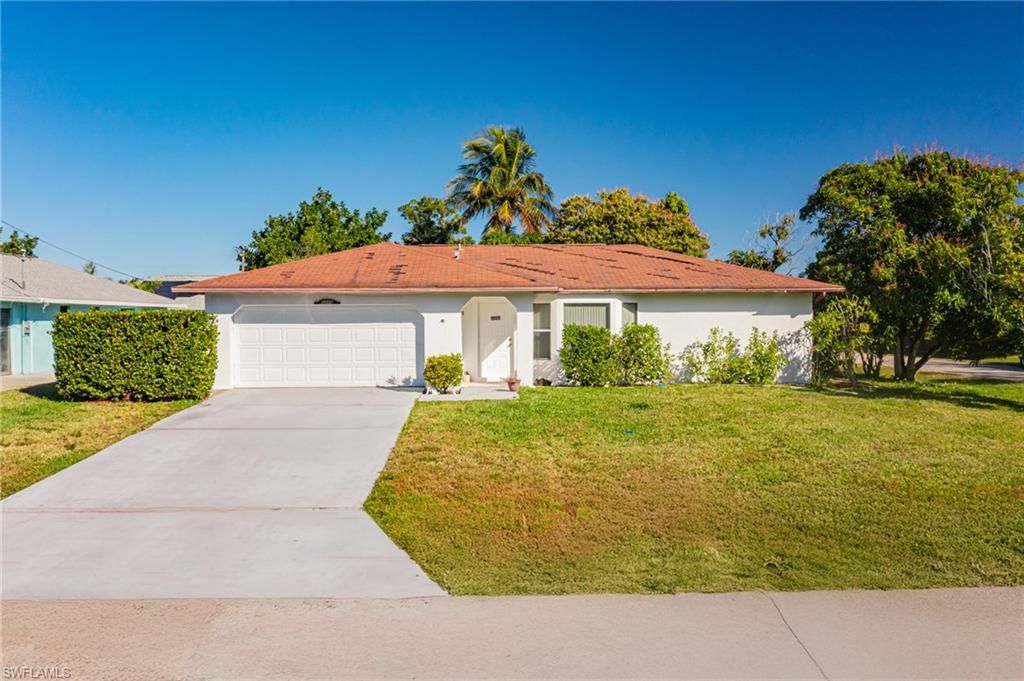 Image 33 of property listing at 1219 SE 19th TER, Cape Coral, FL 33990