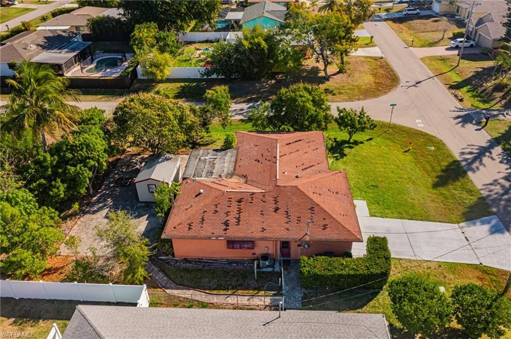 Image 36 of property listing at 1219 SE 19th TER, Cape Coral, FL 33990