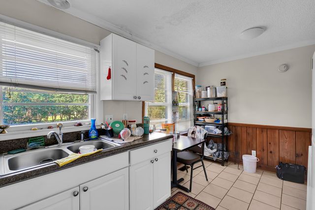 1417 Fernwood Glendale Road, Spartanburg, SC 29307