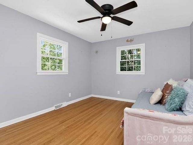 3025 Dunaire Drive, Charlotte, NC 28205