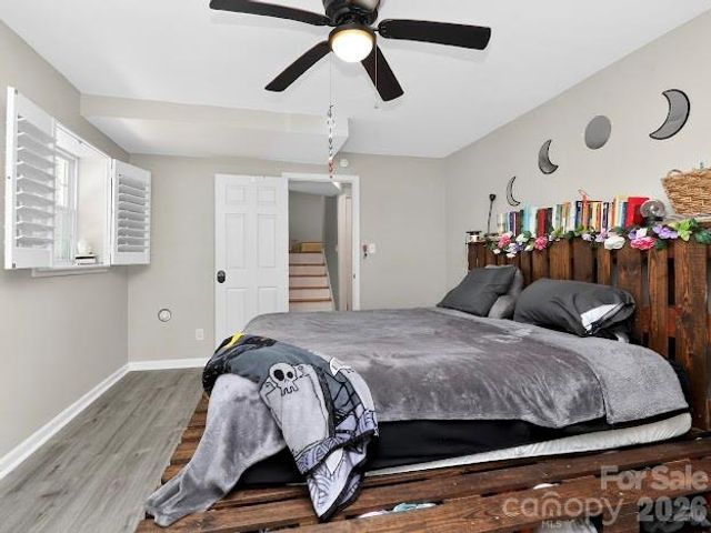 3025 Dunaire Drive, Charlotte, NC 28205