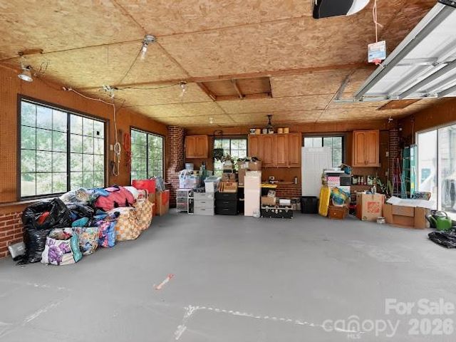 3025 Dunaire Drive, Charlotte, NC 28205