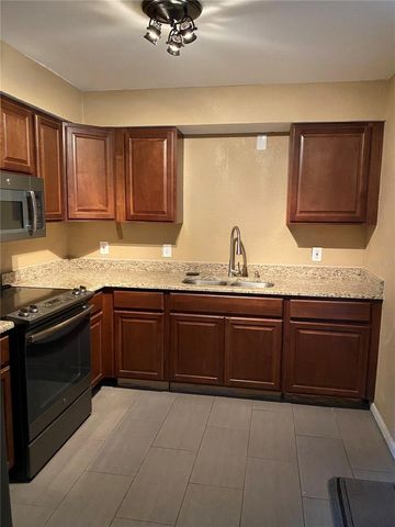 4403 GANDY CIRCLE, Tampa, FL 33616