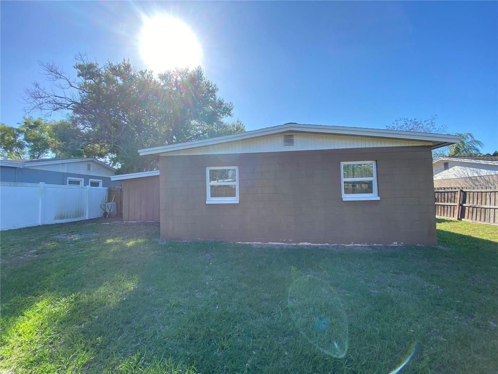 Image 26 of property listing at 4403 GANDY CIRCLE, Tampa, FL 33616