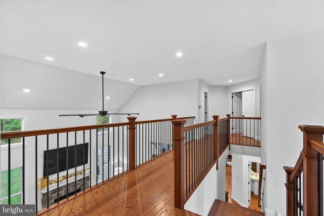 7 OVERFIELD LN, Glen Mills, PA 19342