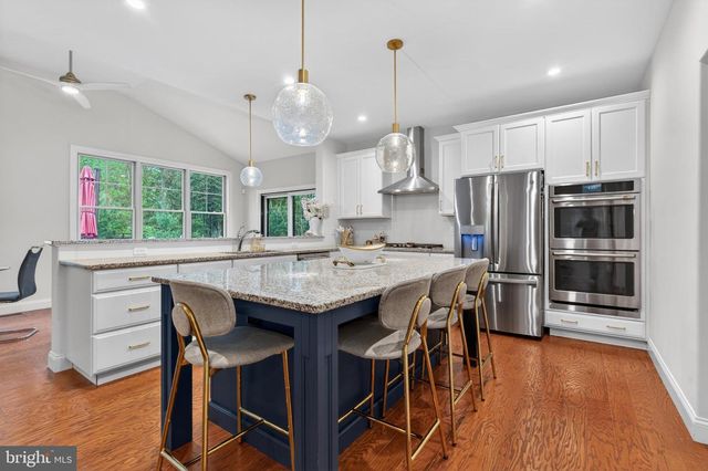 7 OVERFIELD LN, Glen Mills, PA 19342