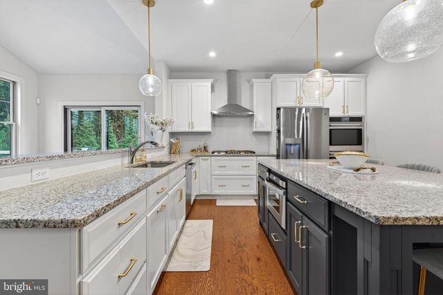 7 OVERFIELD LN, Glen Mills, PA 19342