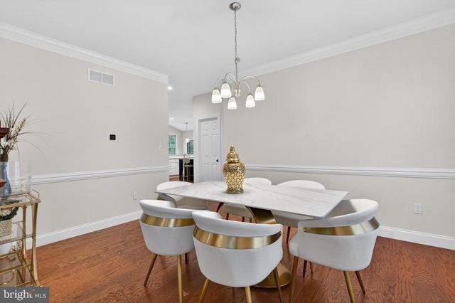 7 OVERFIELD LN, Glen Mills, PA 19342