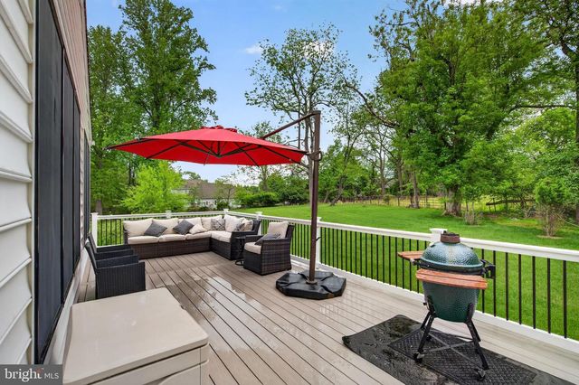 7 OVERFIELD LN, Glen Mills, PA 19342