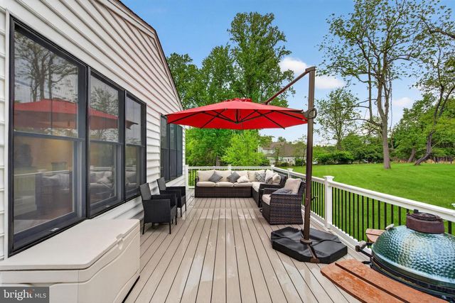 7 OVERFIELD LN, Glen Mills, PA 19342