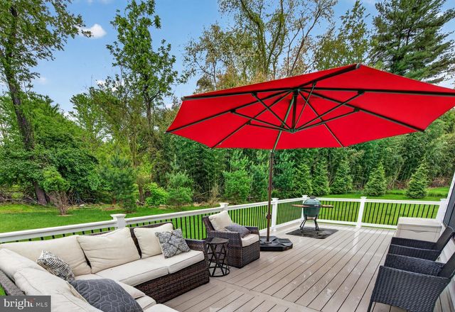 7 OVERFIELD LN, Glen Mills, PA 19342