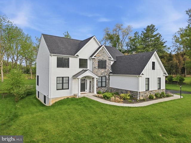 7 OVERFIELD LN, Glen Mills, PA 19342