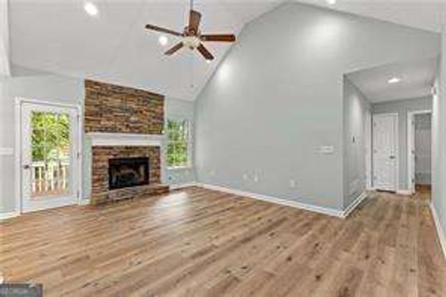 128 Hunters Pointe Court, Villa Rica, GA 30180