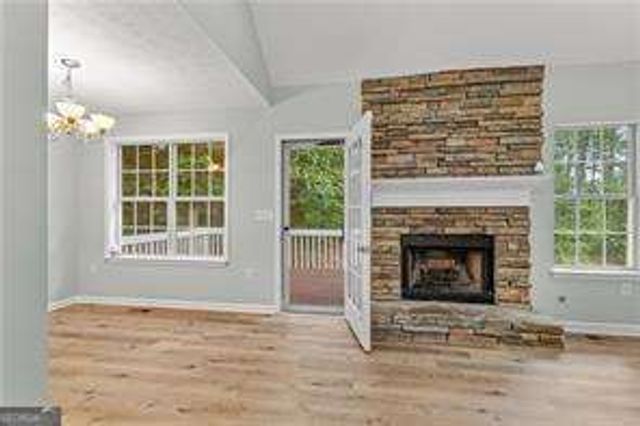 128 Hunters Pointe Court, Villa Rica, GA 30180