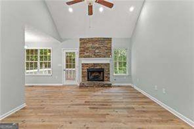 128 Hunters Pointe Court, Villa Rica, GA 30180