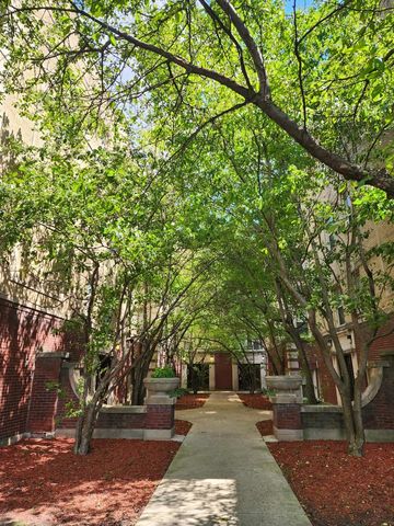 4855 N Harding Avenue 2, Chicago, IL 60625