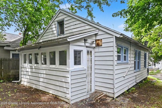 1005 Mccullough Street, Lansing, MI 48912