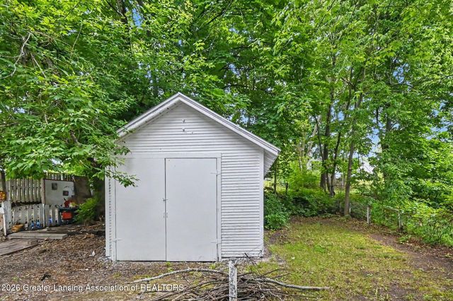 1005 Mccullough Street, Lansing, MI 48912